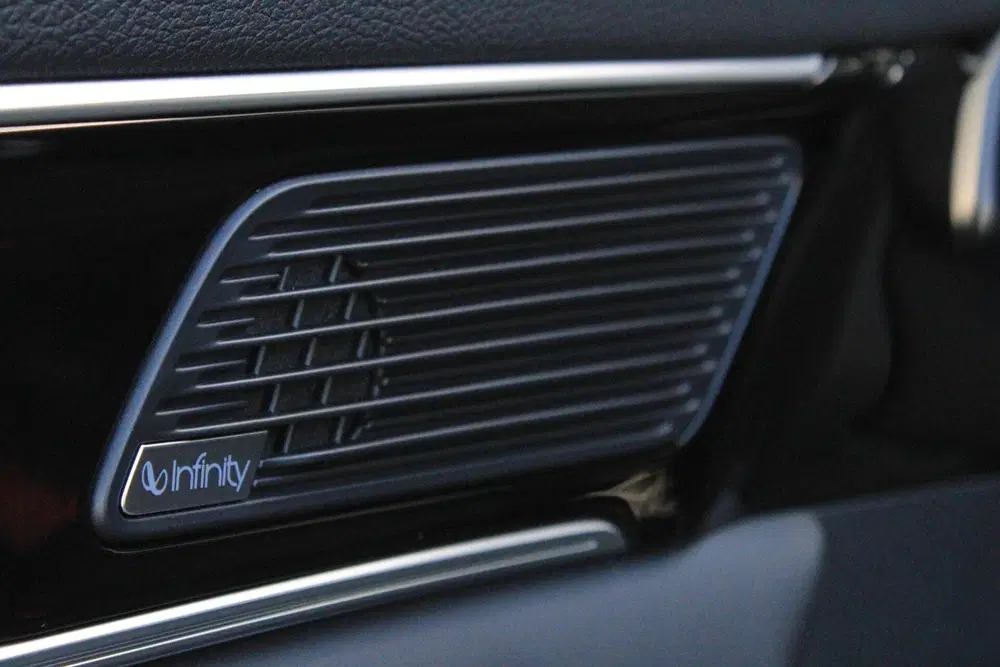 BYD Seal U 1.5 T DM-i AWD Design Pano ACC 324 PK 4x4 uit 2025, foto 13
