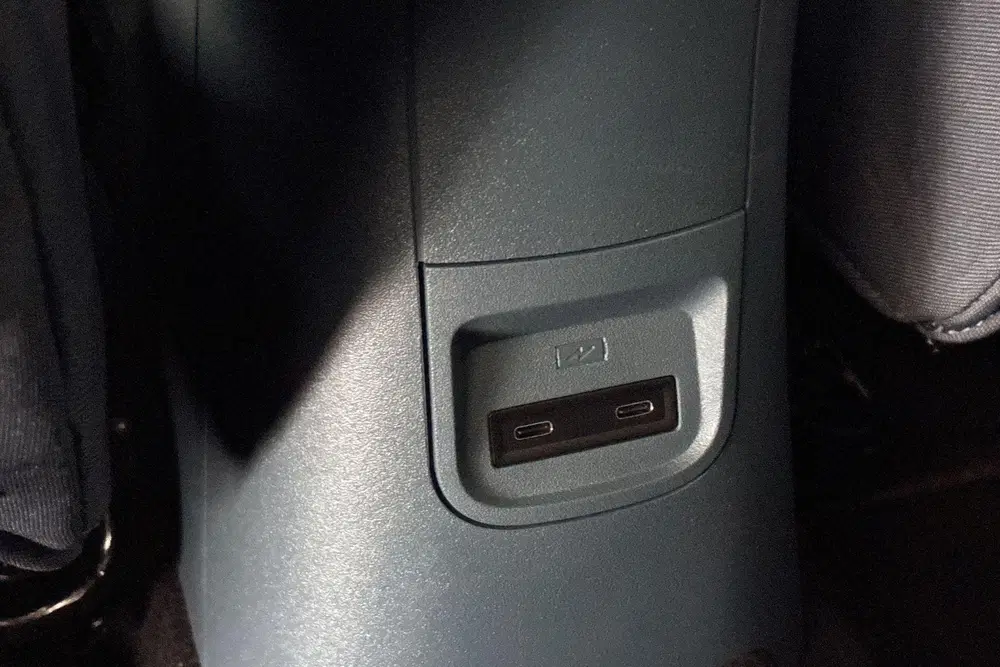Fiat Grande Panda La Prima 11 kW 44 kWh Stuur-Stoelverwarmin uit 2026, foto 11