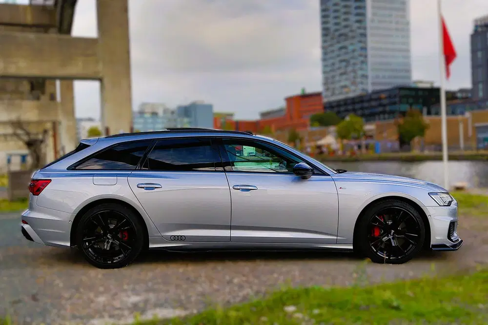 Audi A6 55 TFSI e Quattro S Line Pano Trekhaak INC uit 2022, foto 13