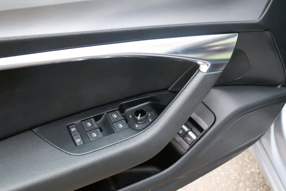 Audi A6 55 TFSI e Quattro S Line Pano Trekhaak INC uit 2022, foto 7