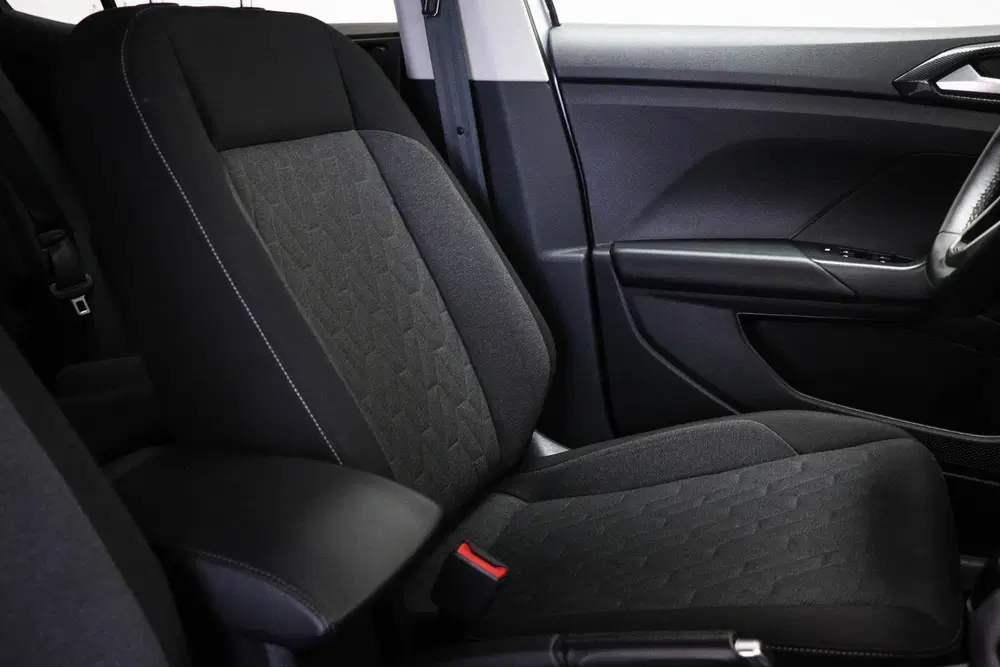 Volkswagen T-Cross 1.0 TSI Life Edition uit 2024, foto 10