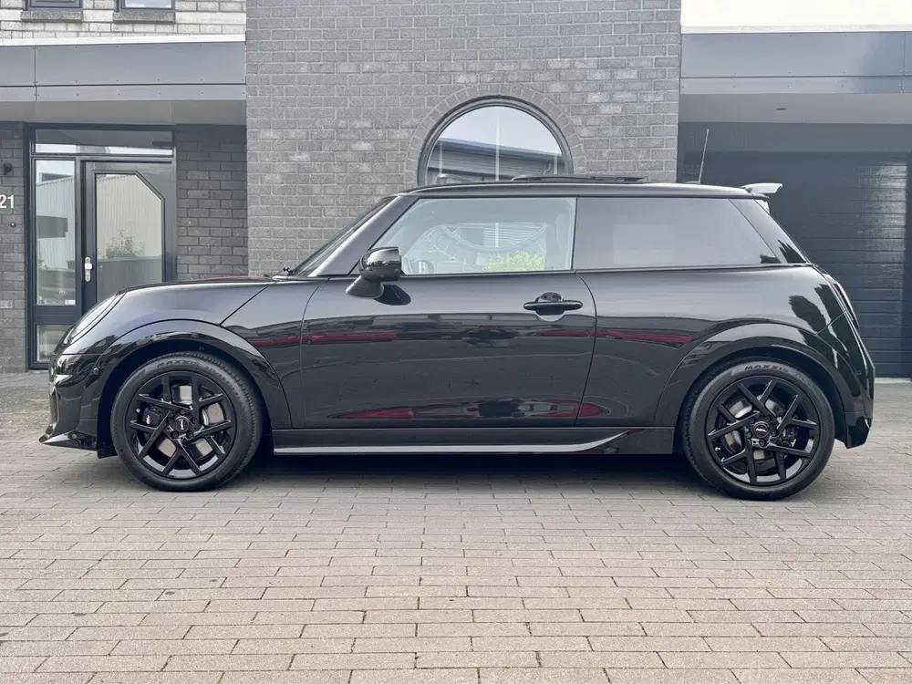 Mini John Cooper Works 2.0 Cooper S uit 2025, foto 6