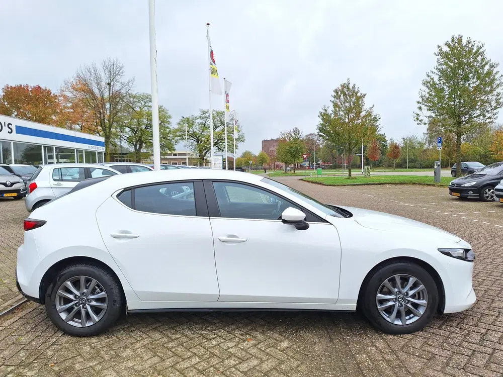 Mazda 3 2.0 e-SkyActiv-G M Hybrid 122 (b.j. 12-202 uit 2022, foto 6
