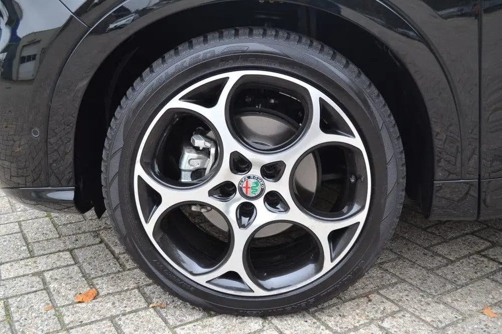 Alfa Romeo Tonale 1.6 JTDm BTW auto uit 2024, foto 9