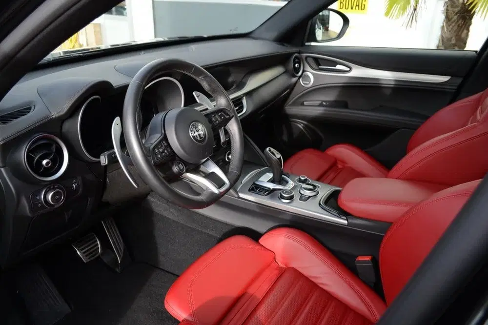 Alfa Romeo Stelvio 2.2 JTD Veloce Q2 My23 (bj 2023) uit 2023, foto 11