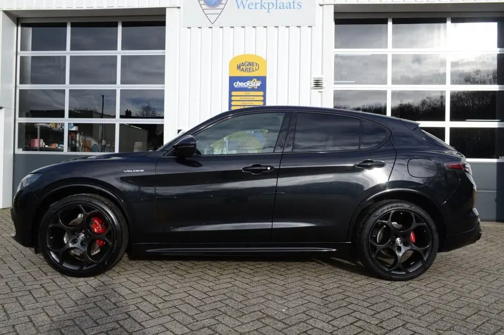 Alfa Romeo Stelvio 2.2 JTD Veloce Q2 My23 (bj 2023) uit 2023, foto 6