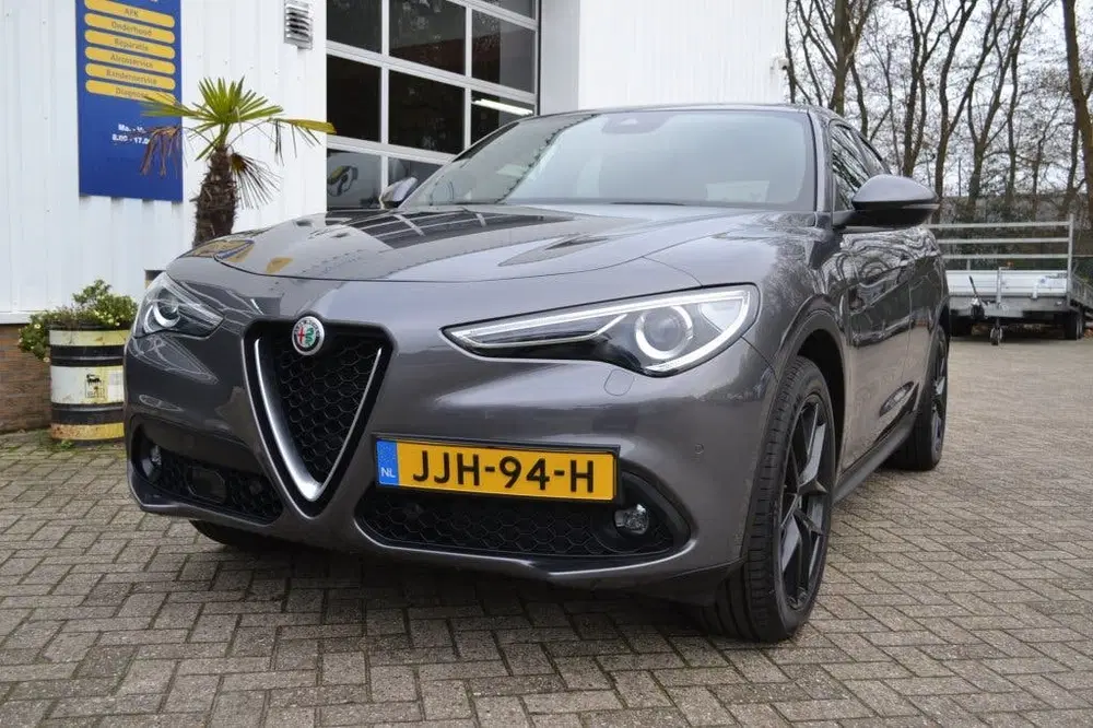 Alfa Romeo Stelvio 2.2 JTD Super BTW auto (bj 2023) uit 2023