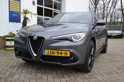 Alfa Romeo Stelvio 2.2 JTD Super BTW auto (bj 2023) uit 2023