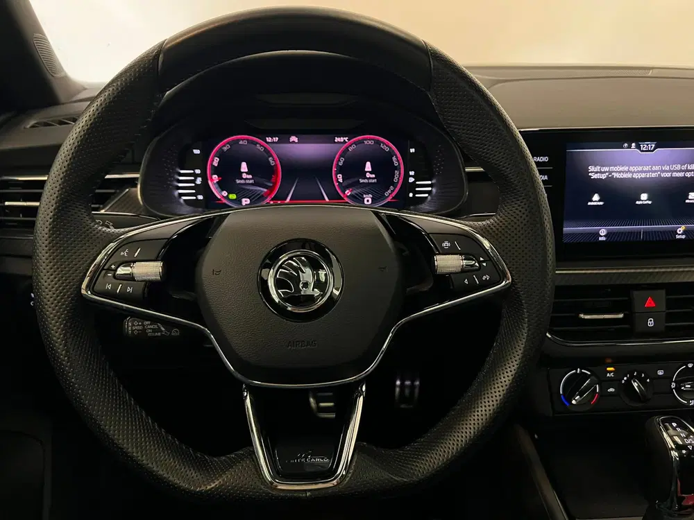 Skoda Kamiq 1.0 TSI Monte Carlo uit 2023, foto 11