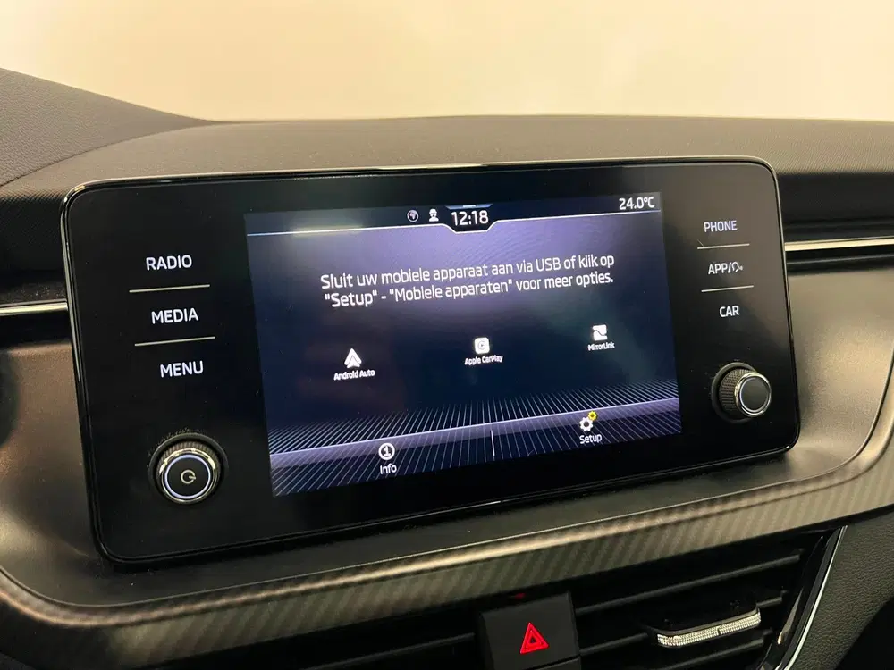 Skoda Kamiq 1.0 TSI Monte Carlo uit 2023, foto 14