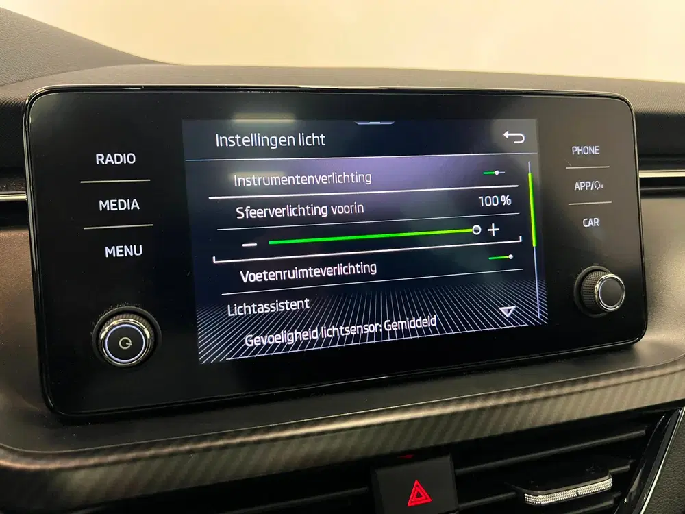 Skoda Kamiq 1.0 TSI Monte Carlo uit 2023, foto 15