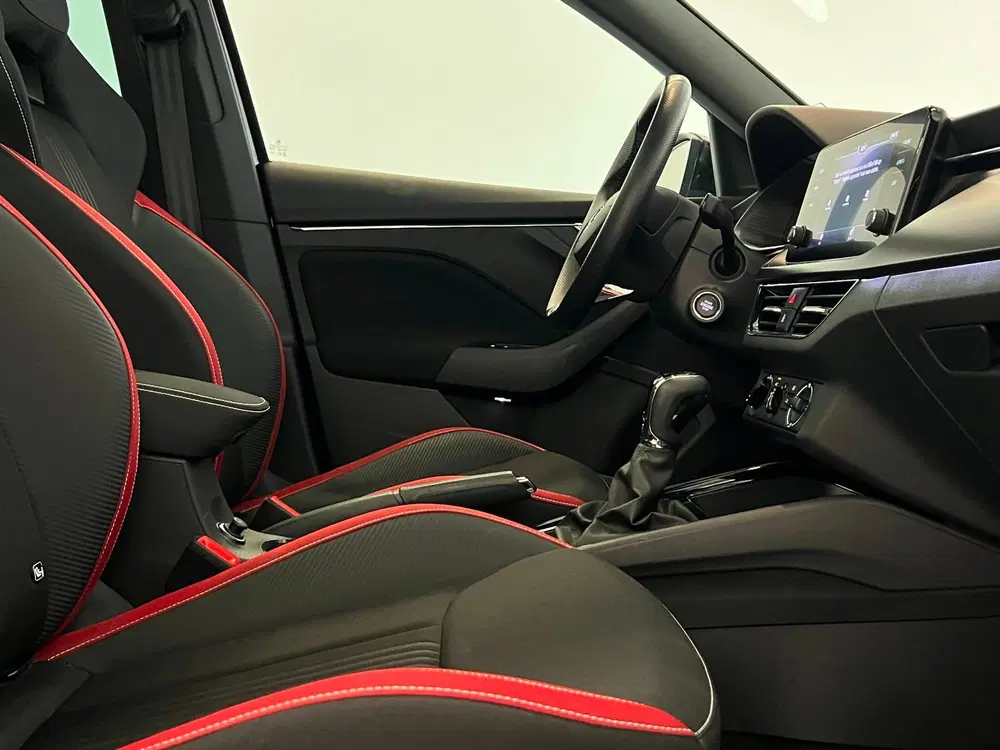 Skoda Kamiq 1.0 TSI Monte Carlo uit 2023, foto 8
