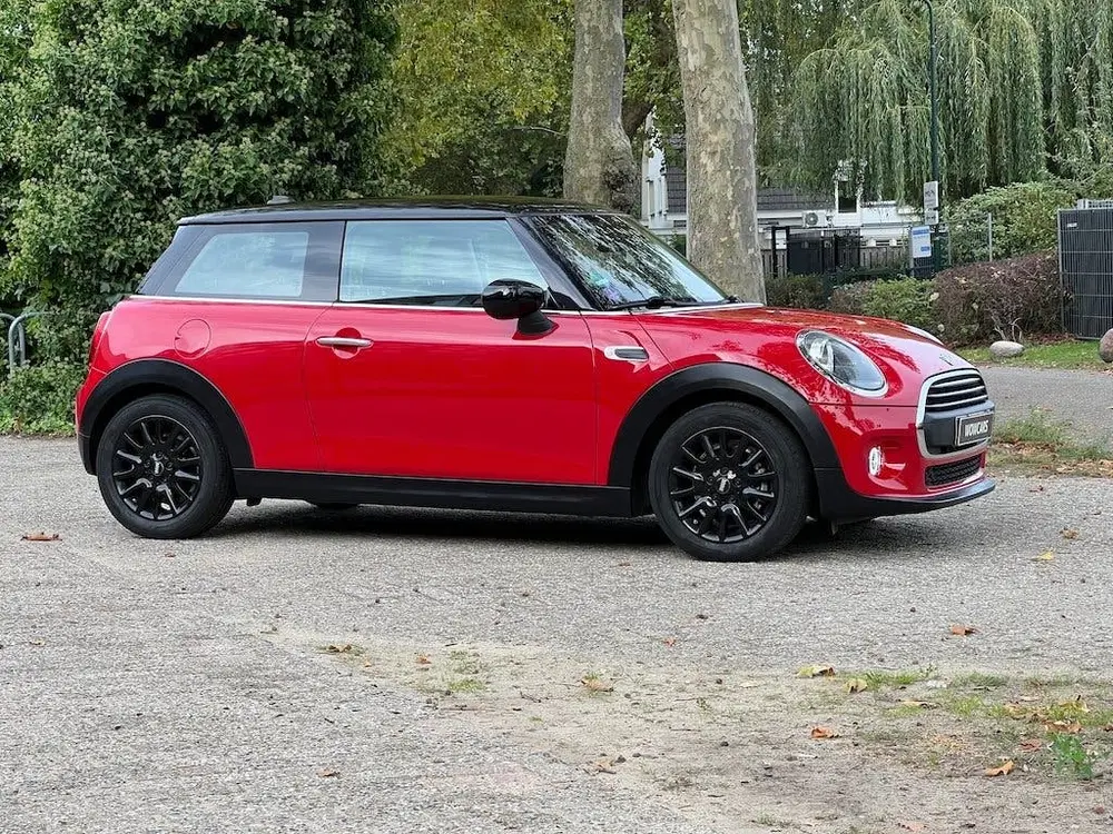 Mini Cooper Cooper 1.5 112pk Apple CarPlay Airco Cruis uit 2019, foto 3