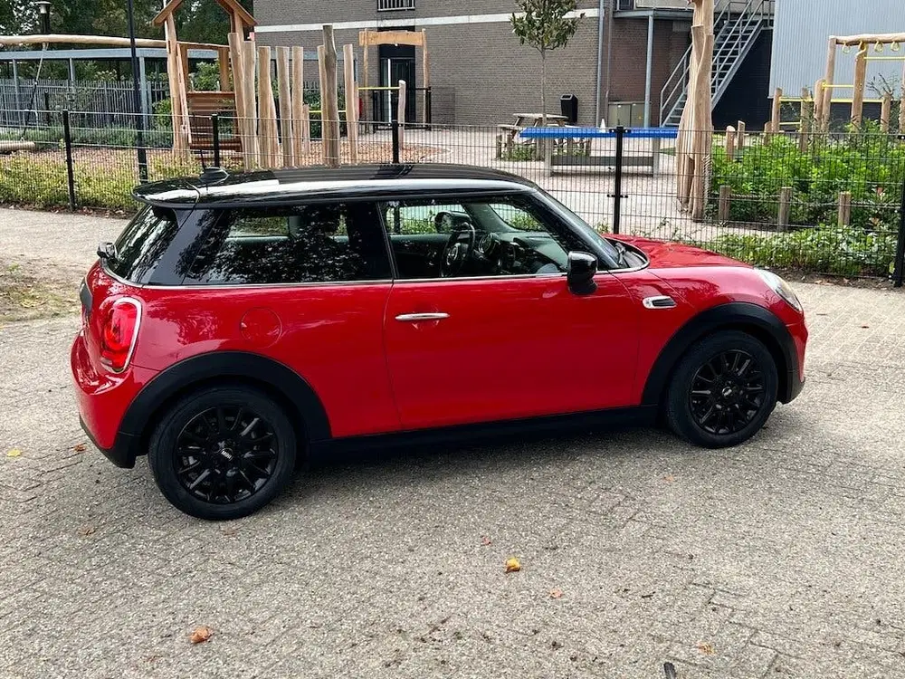 Mini Cooper Cooper 1.5 112pk Apple CarPlay Airco Cruis uit 2019, foto 9