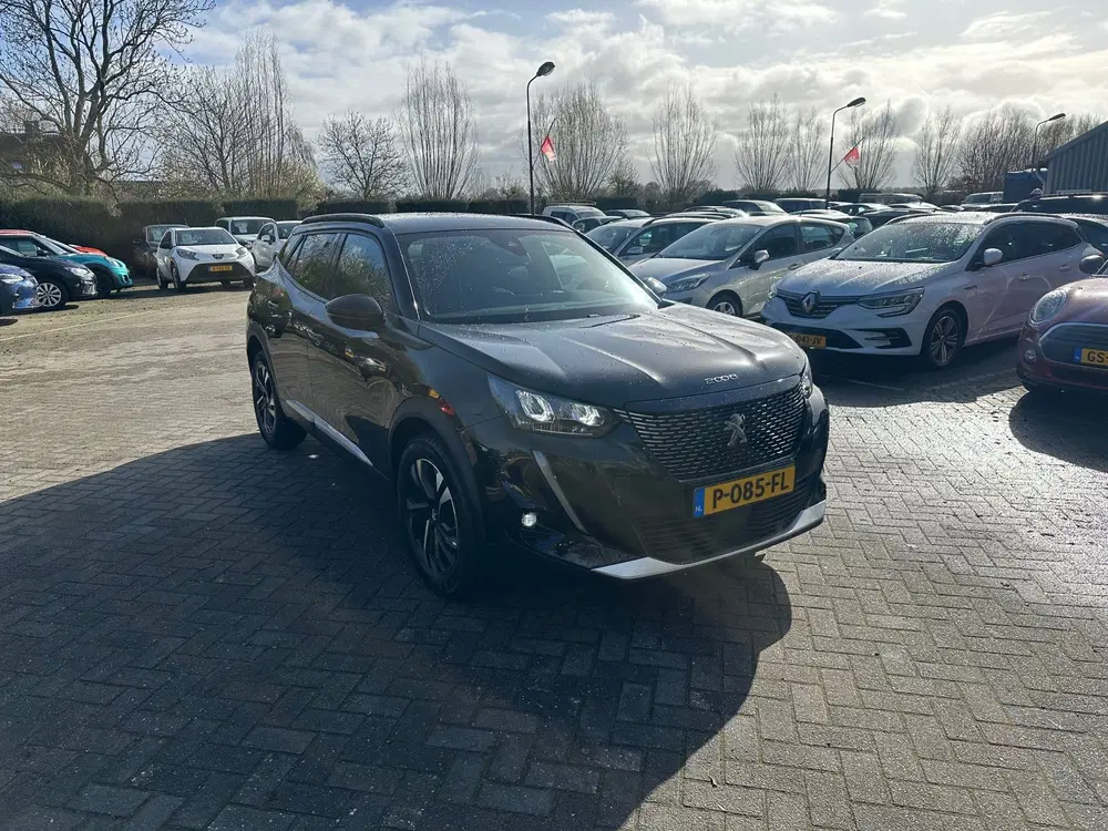 Peugeot 2008 1.2 PureTech Allure Pack uit 2022, foto 2