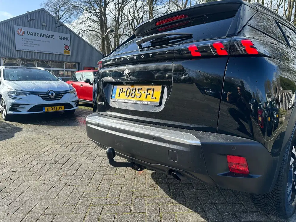 Peugeot 2008 1.2 PureTech Allure Pack uit 2022, foto 5