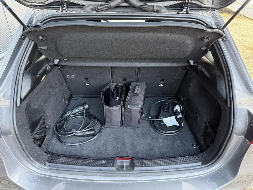 Mercedes-Benz B-Klasse 250 e 17" uit 2023, foto 9
