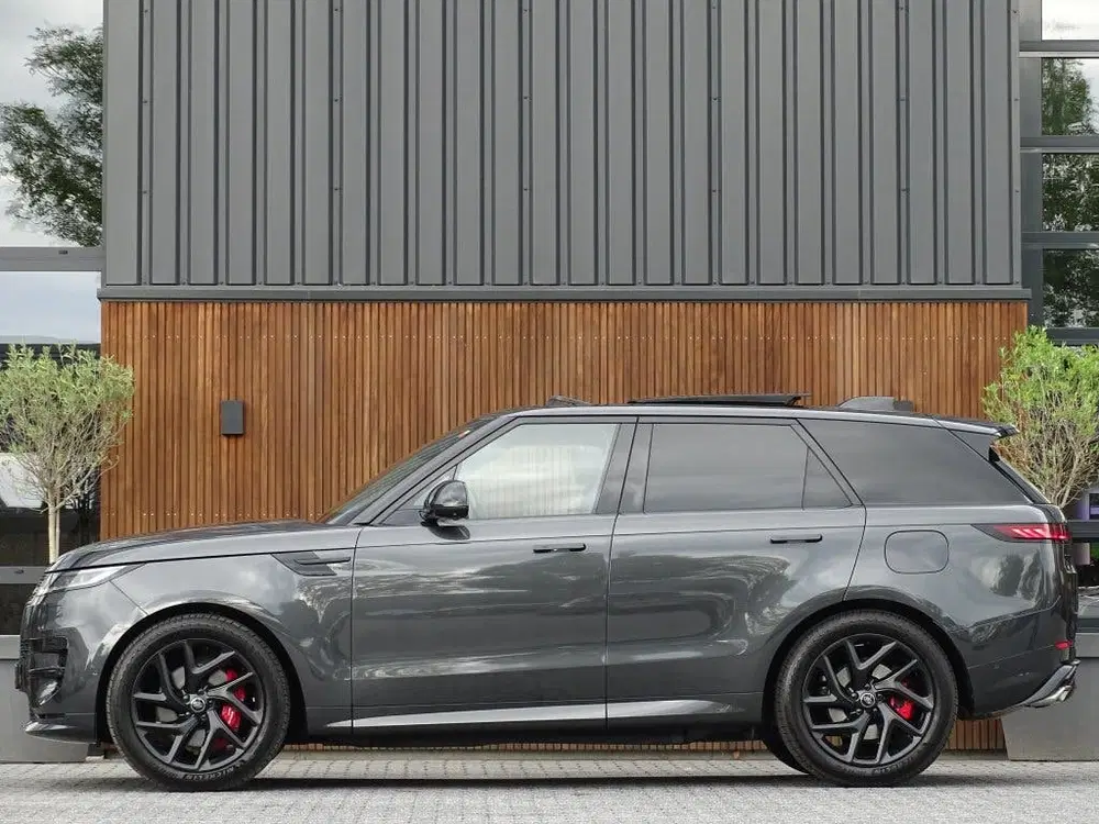 Land Rover Range Rover Sport P460e R-Dynamic SE uit 2025, foto 5