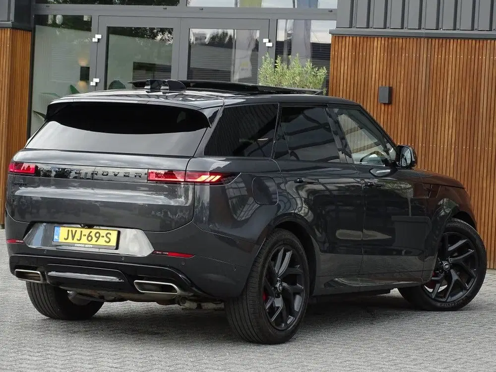 Land Rover Range Rover Sport P460e R-Dynamic SE uit 2025, foto 8