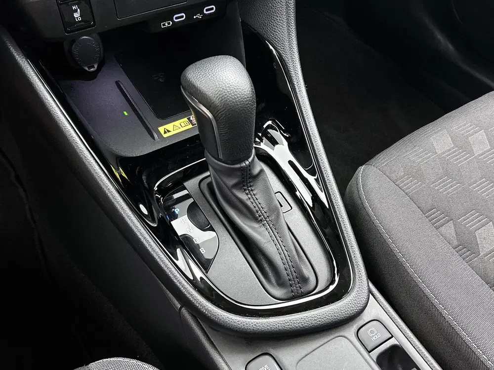 Toyota Yaris 1.5 Hybrid 115 Dynamic Comfort Pack uit 2025, foto 15