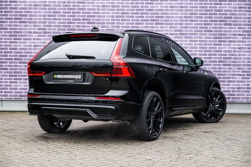 Volvo XC60 2.0 T6 Plug-in Hybrid AWD Ultra Black Edit uit 2026, foto 2
