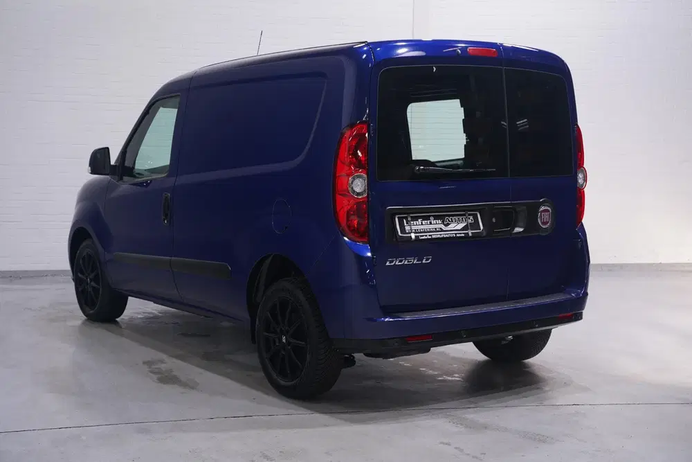 Fiat Doblo Doblò Cargo 1.3 MJ 95 pk L1H1 SX Airco uit 2019, foto 3