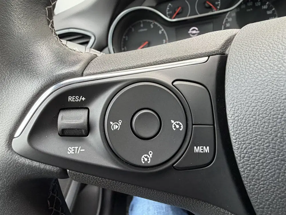 Opel Crossland 1.2 Turbo Elegance uit 2024, foto 13