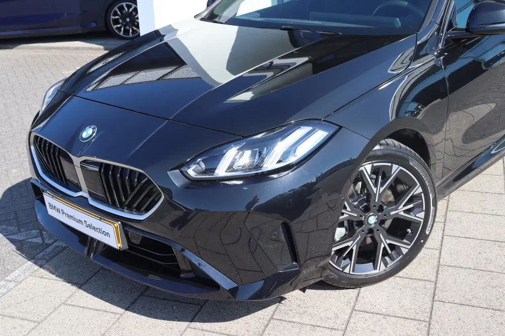 BMW 1-serie 120 M Sport Automaat uit 2026, foto 2
