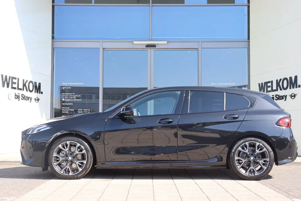 BMW 1-serie 120 M Sport Automaat uit 2026, foto 7