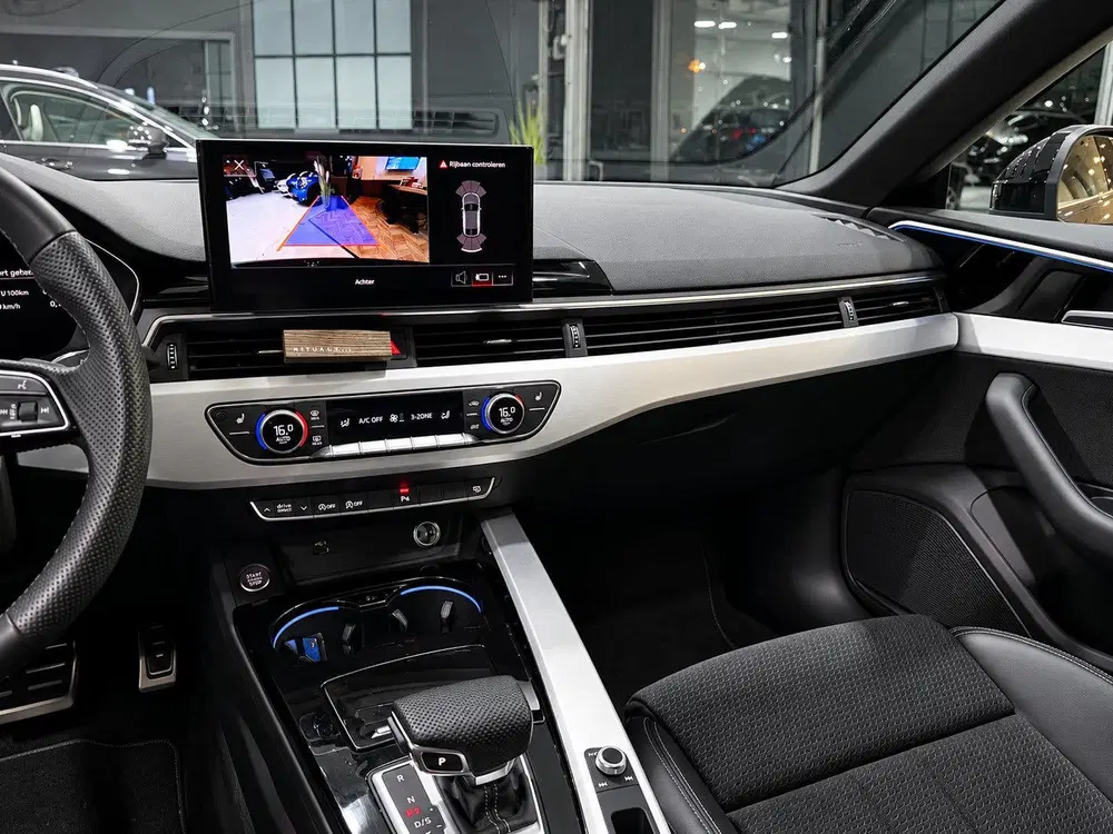 Audi A5 35 TFSI S-Line uit 2023, foto 10