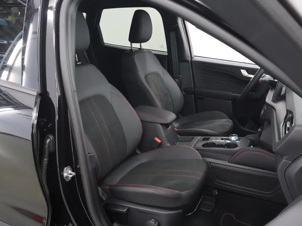 Ford Kuga 2.5 PHEV ST-Line X uit 2026, foto 11
