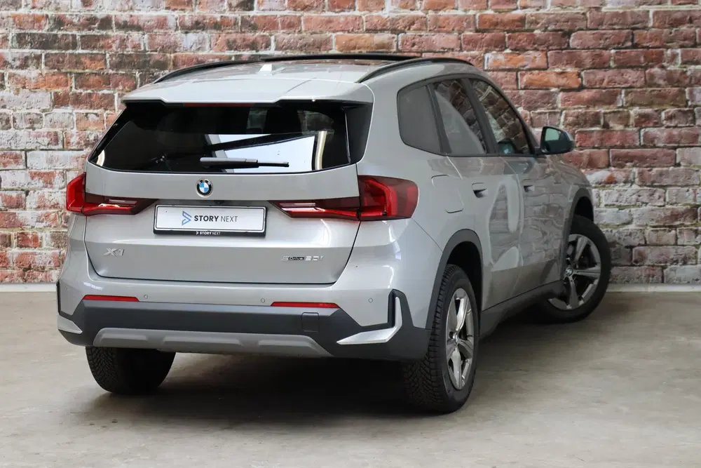 BMW X1 sDrive20i Executive Automaat uit 2023, foto 4