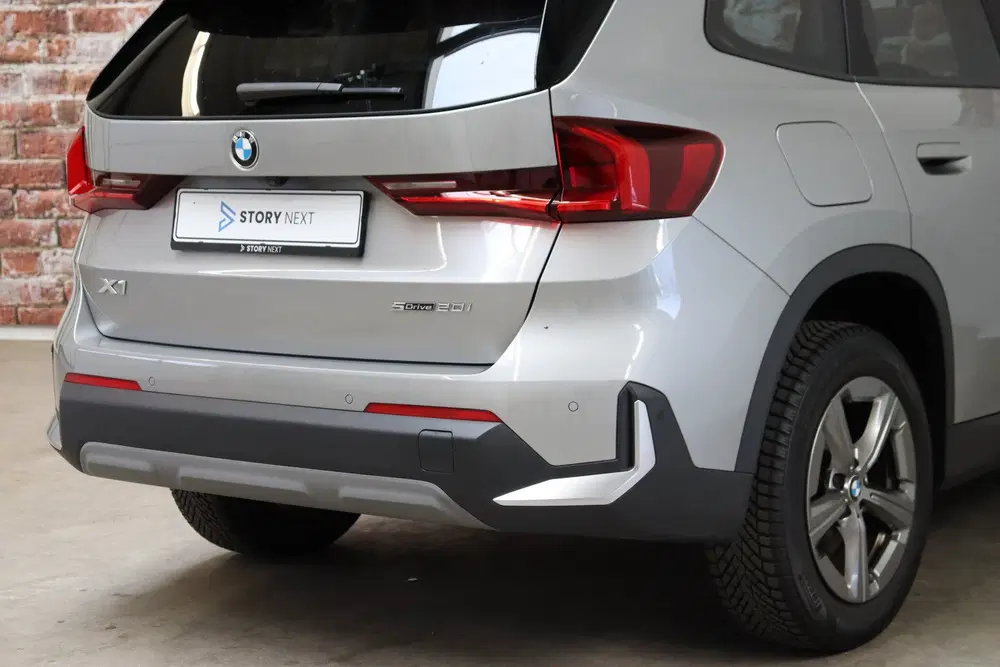 BMW X1 sDrive20i Executive Automaat uit 2023, foto 5