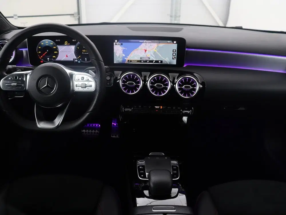 Mercedes-Benz A-Klasse Premium Plus uit 2019, foto 7