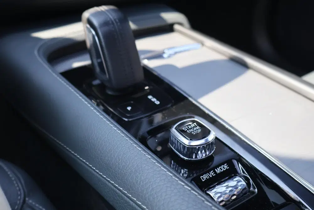 Volvo XC90 2.0 T8 Recharge AWD Business Pro uit 2021, foto 15