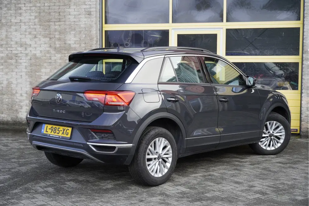 Volkswagen T-Roc 1.0 TSI Style BJ2021 Lmv 16" uit 2021, foto 5