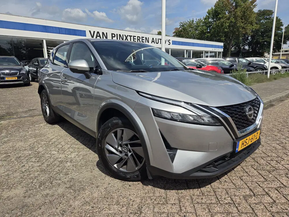Nissan Qashqai 1.3 MHEV 360 camera uit 2023