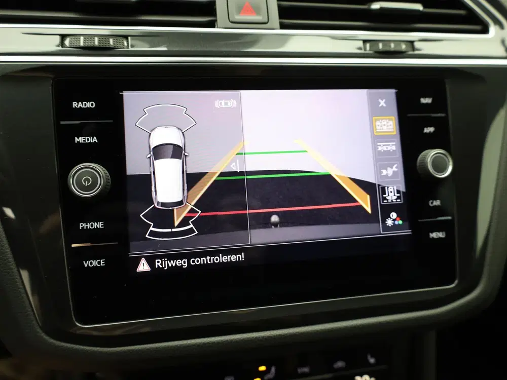 Volkswagen Tiguan 1.5 TSI R-Line Business+ uit 2023, foto 8