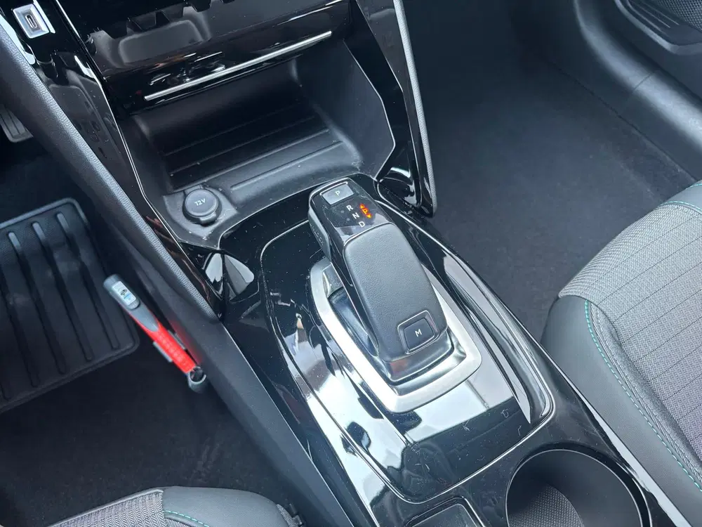 Peugeot 208 1.2 (100 pk) Allure Pack automaat uit 2021, foto 9