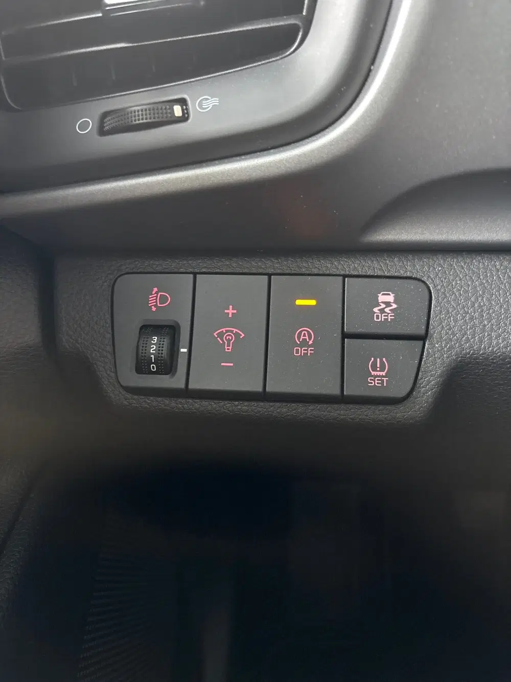 Kia Stonic 1.0 T-GDi MHEV DynamicLine LMV uit 2021, foto 6