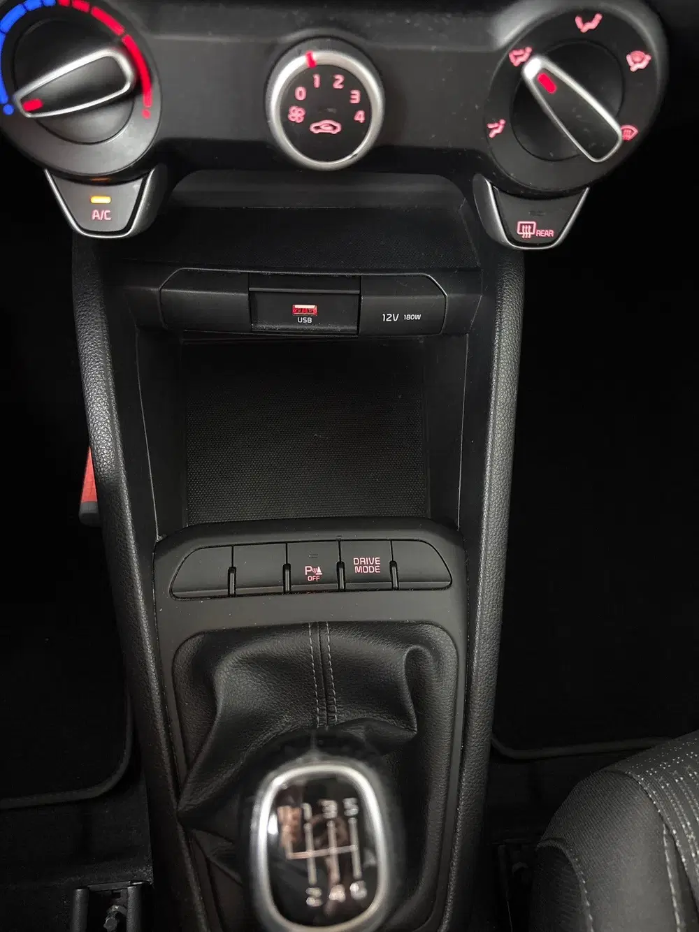 Kia Stonic 1.0 T-GDi MHEV DynamicLine LMV uit 2021, foto 7