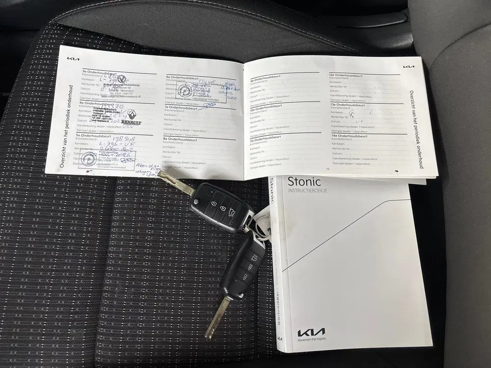 Kia Stonic 1.0 T-GDi MHEV DynamicLine LMV uit 2021, foto 9