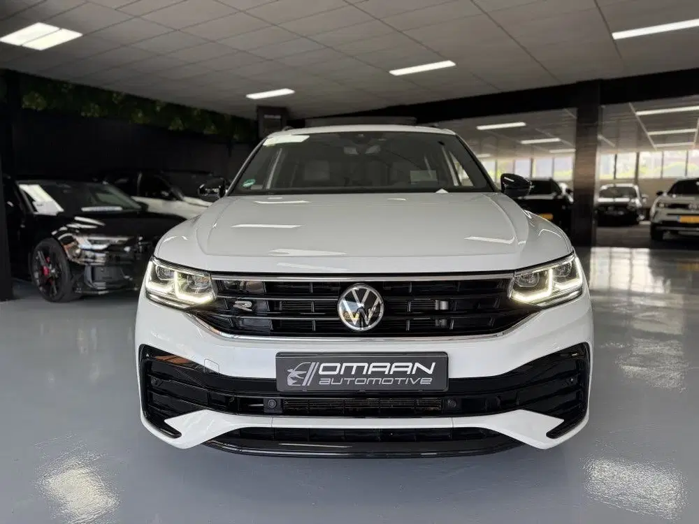 Volkswagen Tiguan 1.5 TSI R-Line PANO HUD LANE ACC uit 2021, foto 4