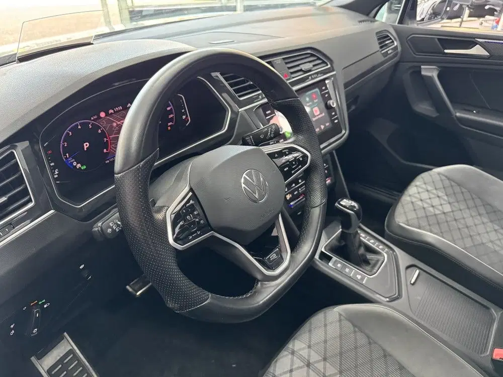 Volkswagen Tiguan 1.5 TSI R-Line PANO HUD LANE ACC uit 2021, foto 8