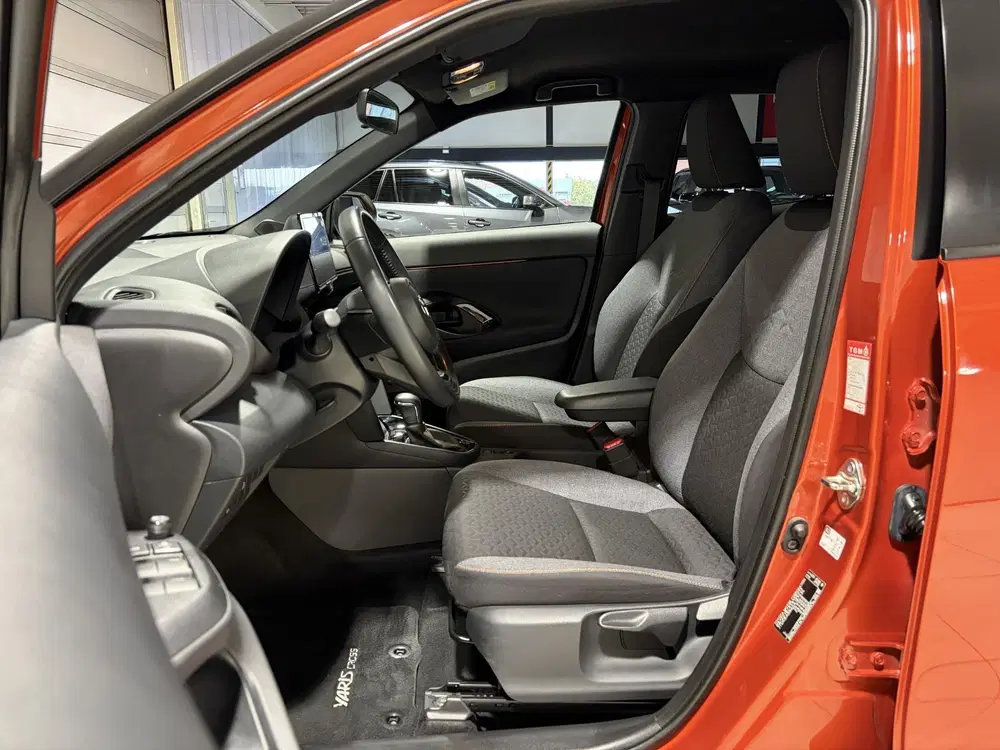 Toyota Yaris Cross 1.5 Hybrid Explore Navigatie af fabriek uit 2023, foto 11
