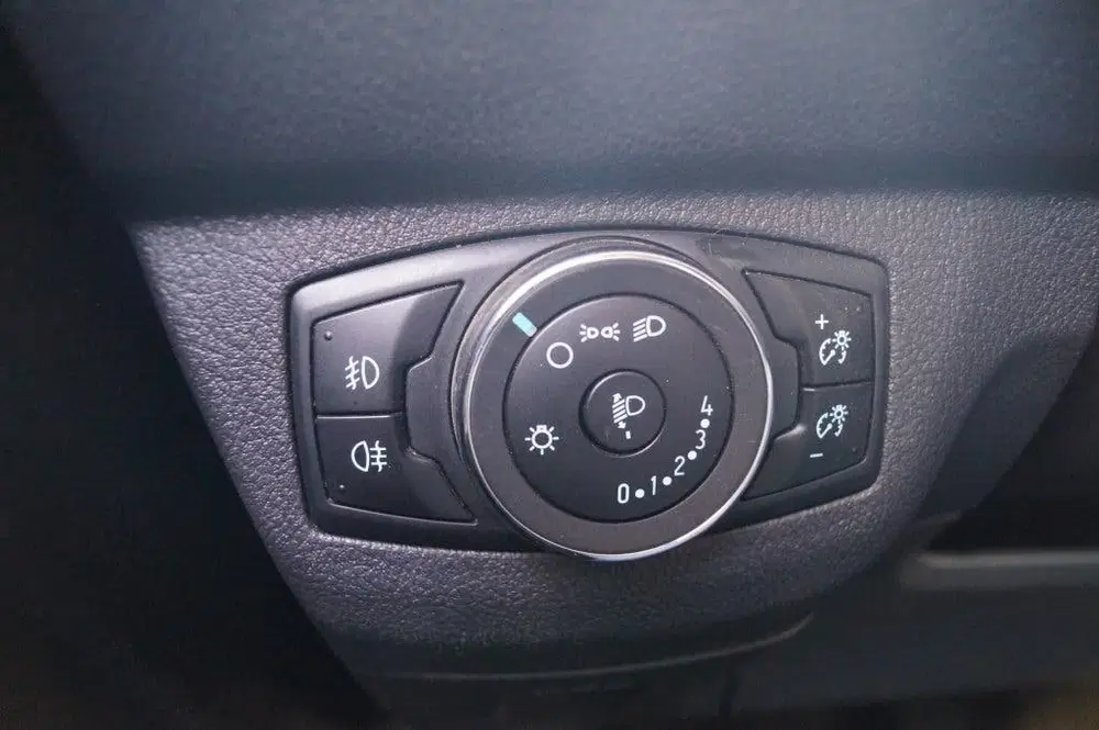 Ford Transit Courier 1.5 TDCI Trend -AIRCO-DAB-TREKHAAK uit 2022, foto 11