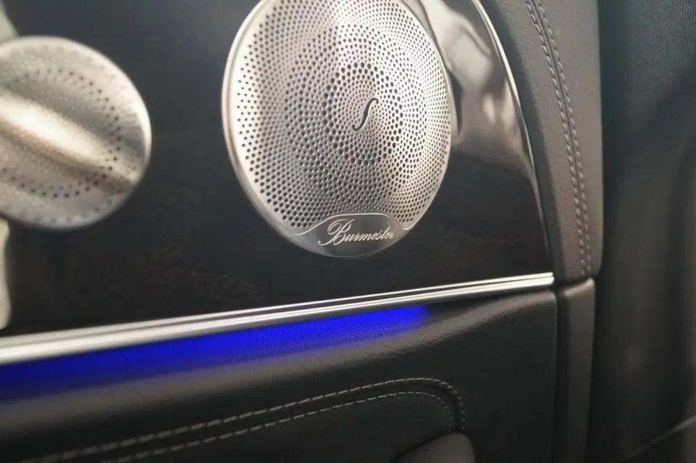 Mercedes-Benz E-Klasse 300de PHEV -LEER-PANO-BURMESTER-LUCHT uit 2022, foto 12