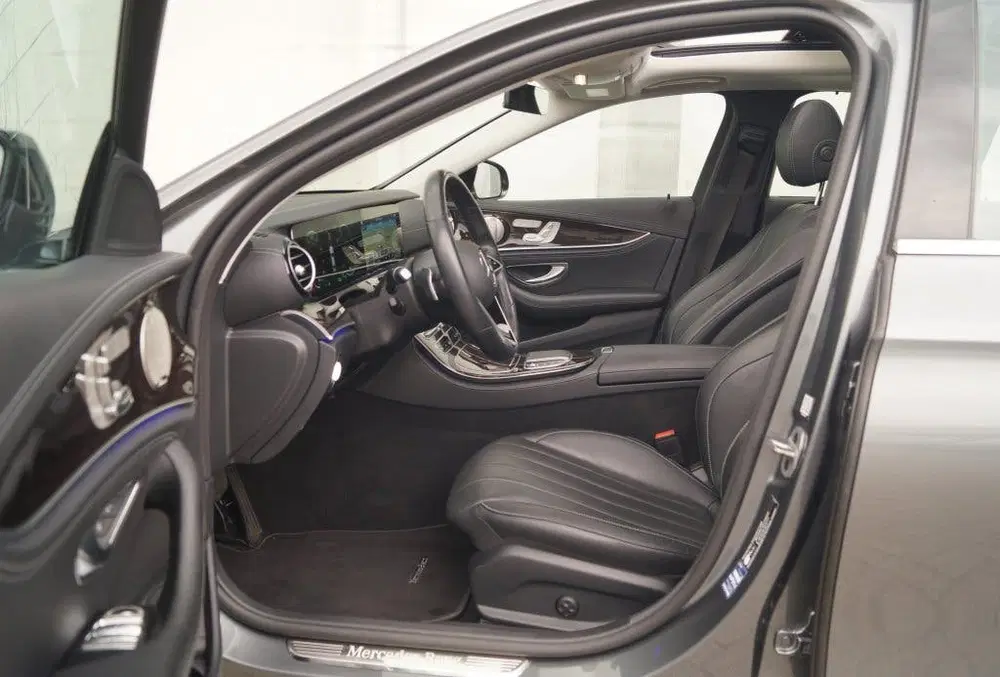 Mercedes-Benz E-Klasse 300de PHEV -LEER-PANO-BURMESTER-LUCHT uit 2022, foto 7