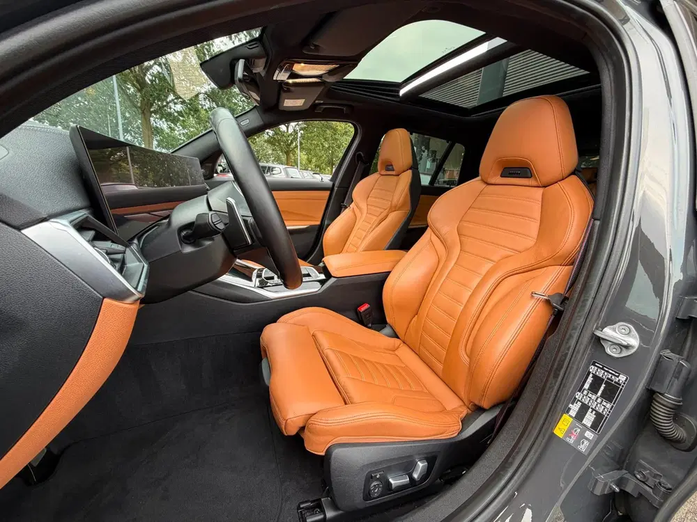 BMW 3-serie 330e xDrive uit 2022, foto 7