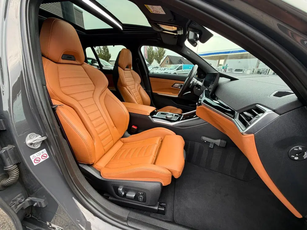 BMW 3-serie 330e xDrive uit 2022, foto 8